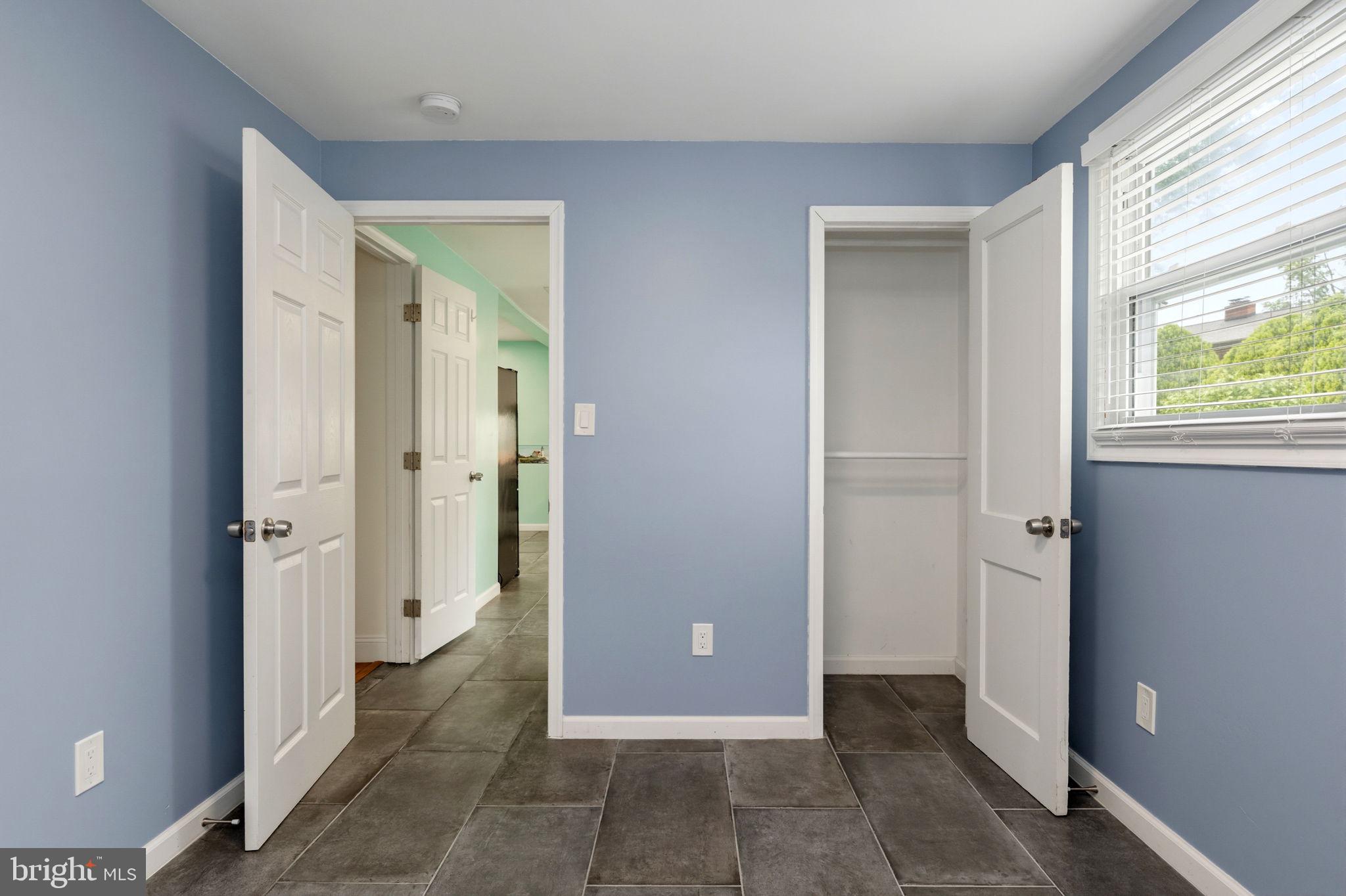 6823 Barrett Road Falls Church, VA 22042 - Photo 20 of 36