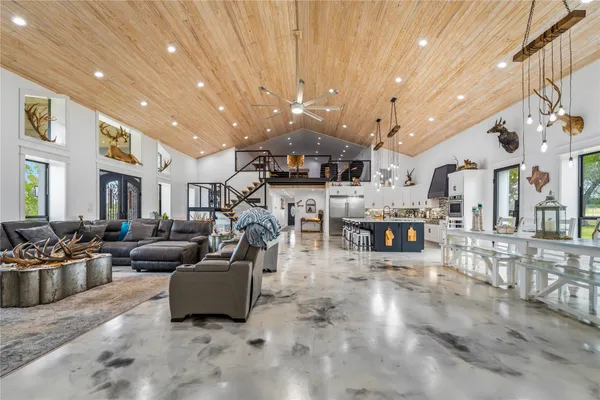$4,475,000 | 3860 Farm To Market Road 2259, Nacogdoches, TX 75961