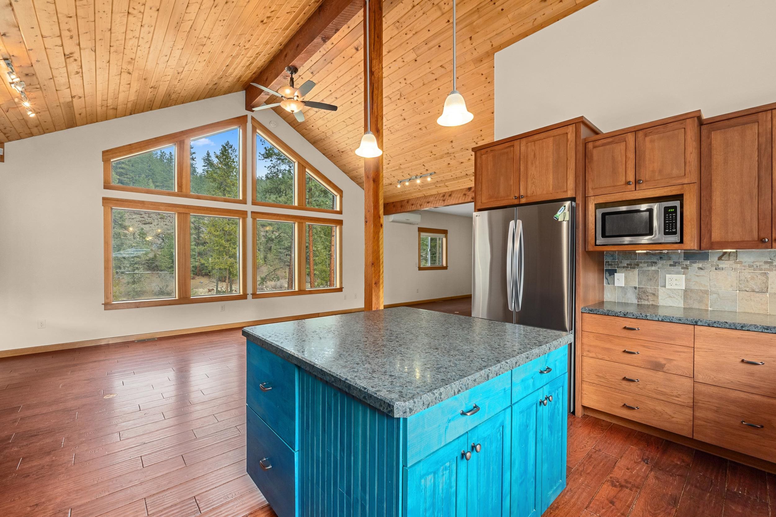 40 First Thought Loop Laurier, WA 99146 - Photo 13 of 50