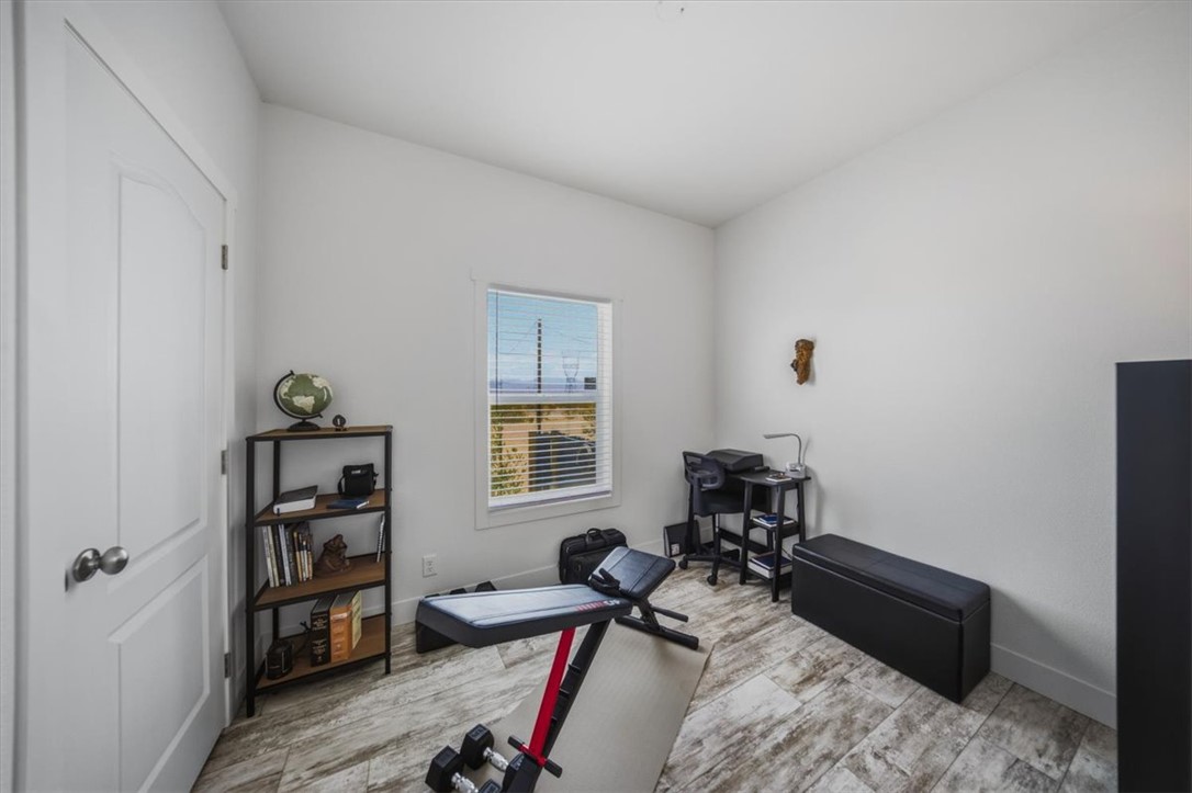 2177 South Estrella Road Golden Valley, AZ 86413 - Photo 21 of 36