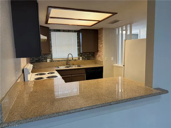 $1,245 | 3823 South Maryland Parkway, Unit D1, Las Vegas, NV 89119