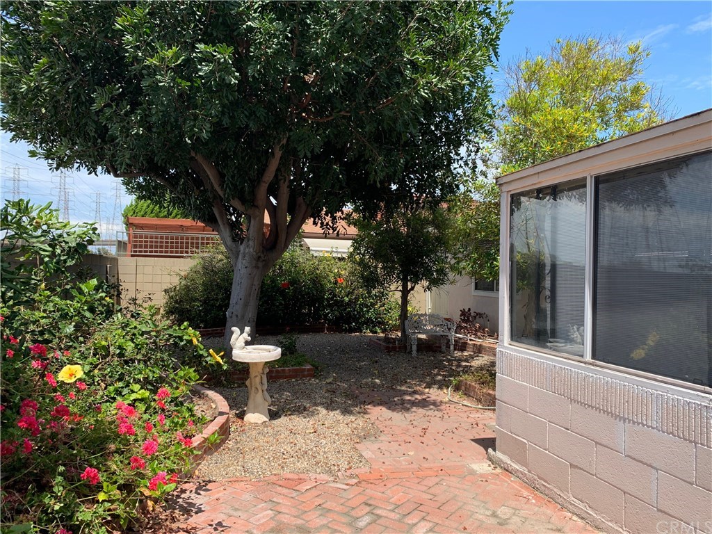 273 Harvard Lane Seal Beach, CA 90740 - Photo 17 of 43