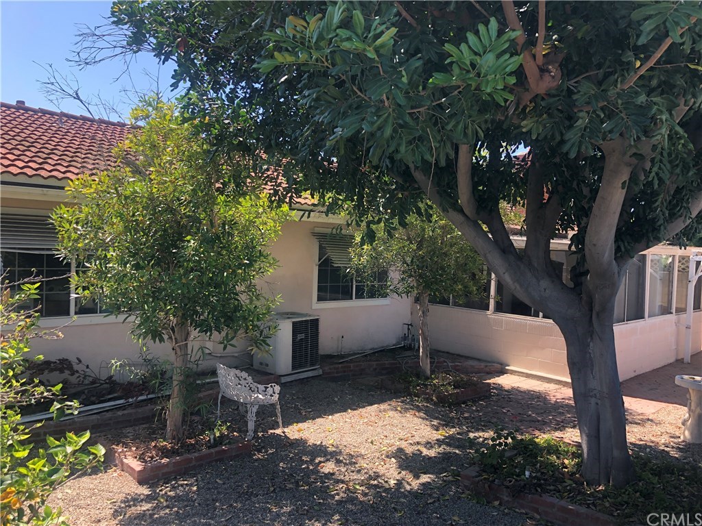 273 Harvard Lane Seal Beach, CA 90740 - Photo 18 of 43