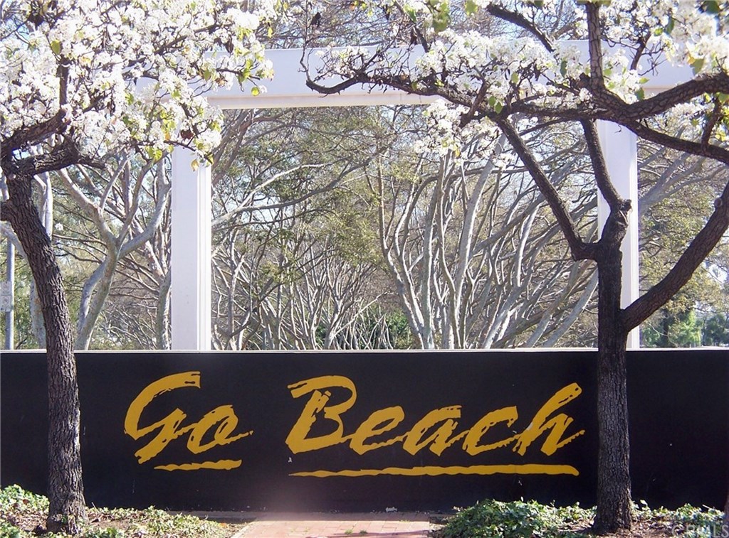 273 Harvard Lane Seal Beach, CA 90740 - Photo 38 of 43