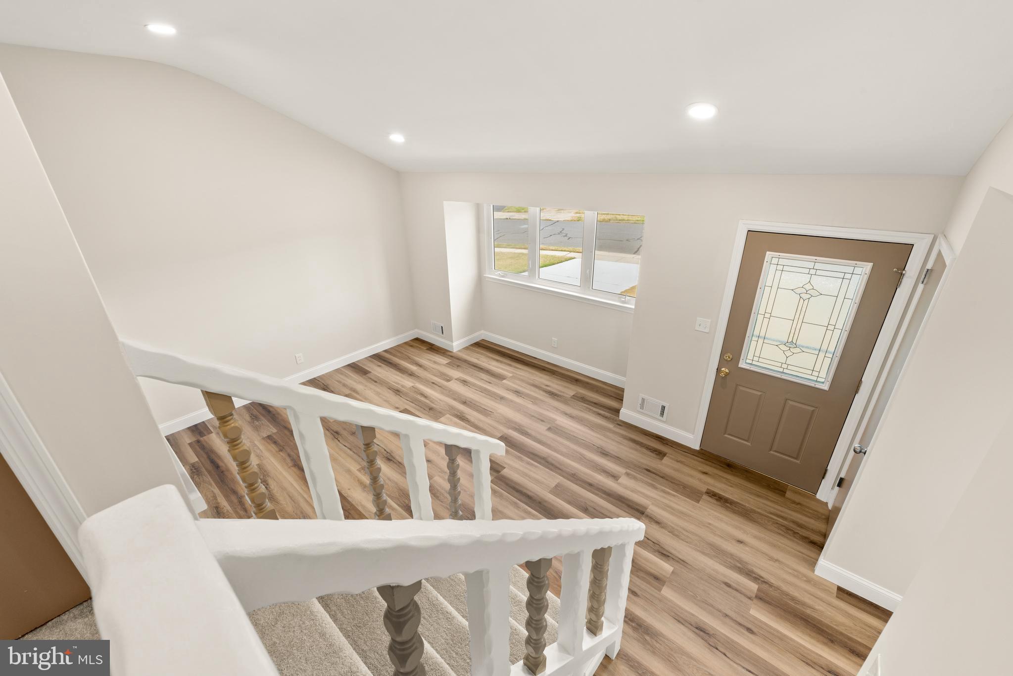 23 Hastings Road Hamilton, NJ 08620 - Photo 4 of 28