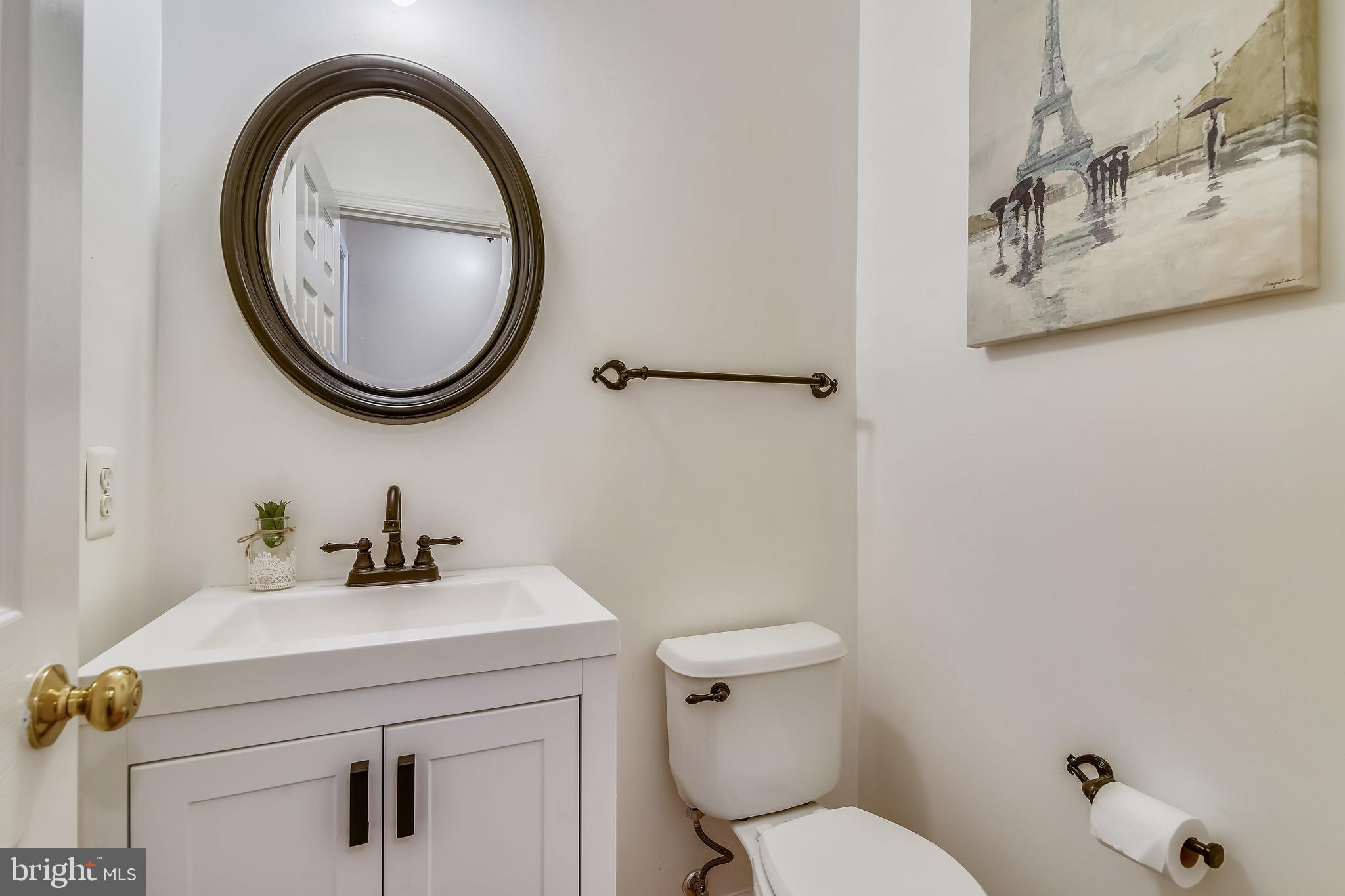 21558 Awbrey Place Broadlands, VA 20148 - Photo 21 of 45 POWDER ROOM CONVEINENTLY LOCATED ON THE MAIN LEVEL