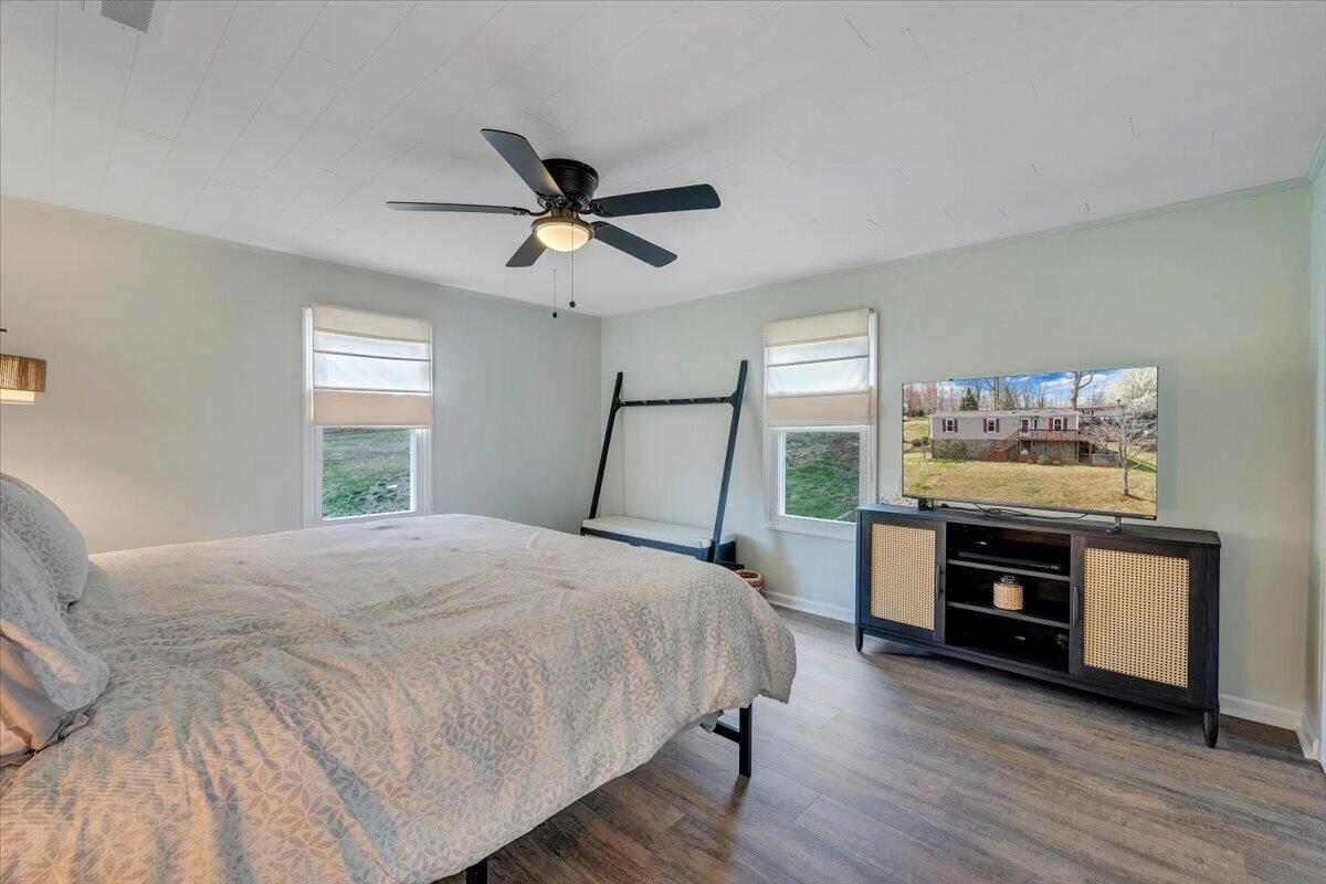 300 Mill Lake Road Huddleston, VA 24104 - Photo 25 of 88 24-MIB07666