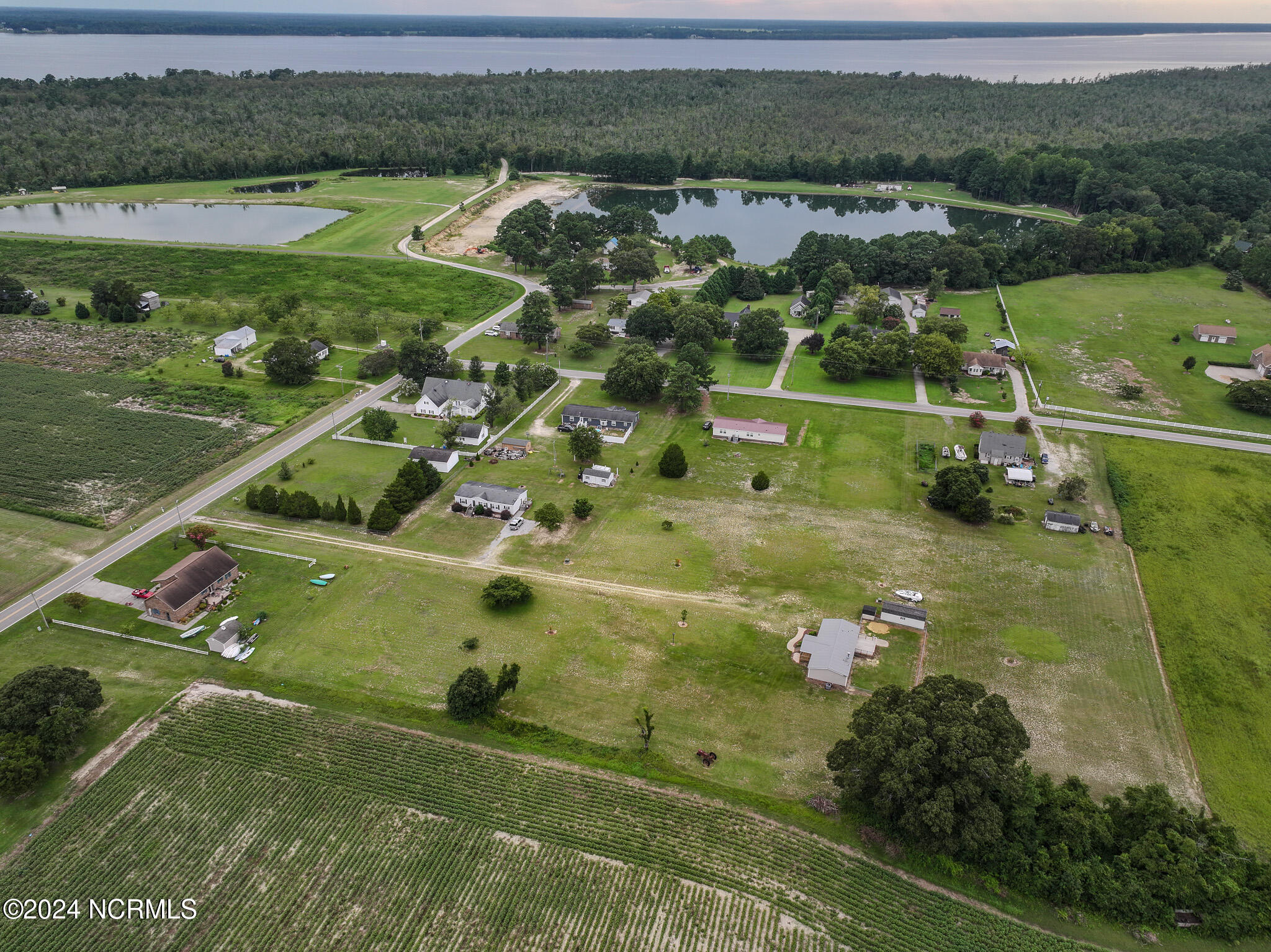 214 Emperor Landing Road Edenton, NC 27932 - Photo 30 of 31 DJI_20240813175704_0018_D
