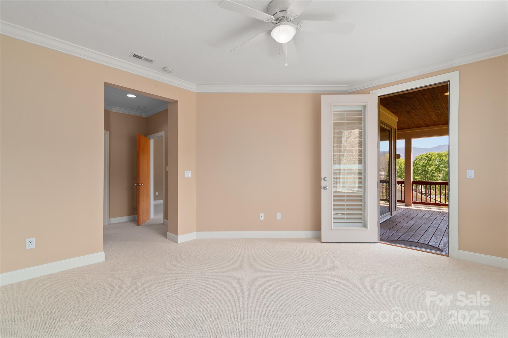 111 Augusta Circle Waynesville, NC 28786 - Photo 29 of 41 an empty room with windows and closet