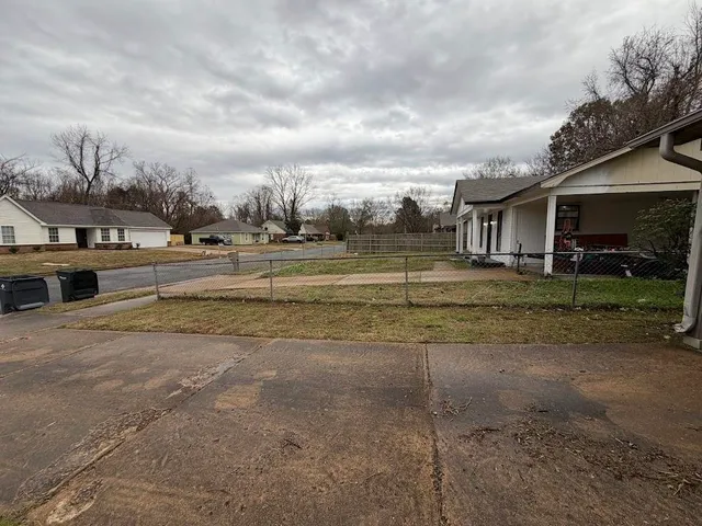 $73,000 | 5075 Bowdoin Drive, Memphis, TN 38127