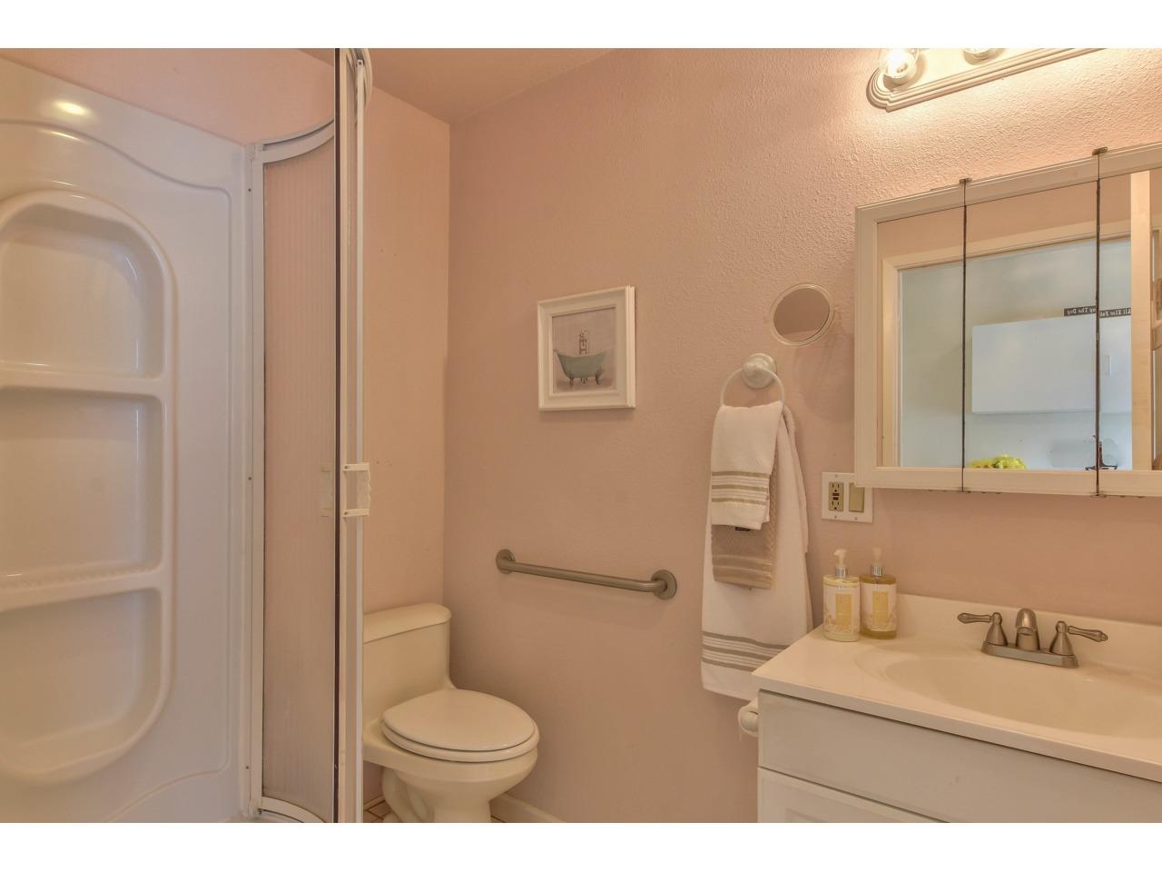 371 Paradise Road Salinas, CA 93907 - Photo 21 of 32 Gallery Image 21