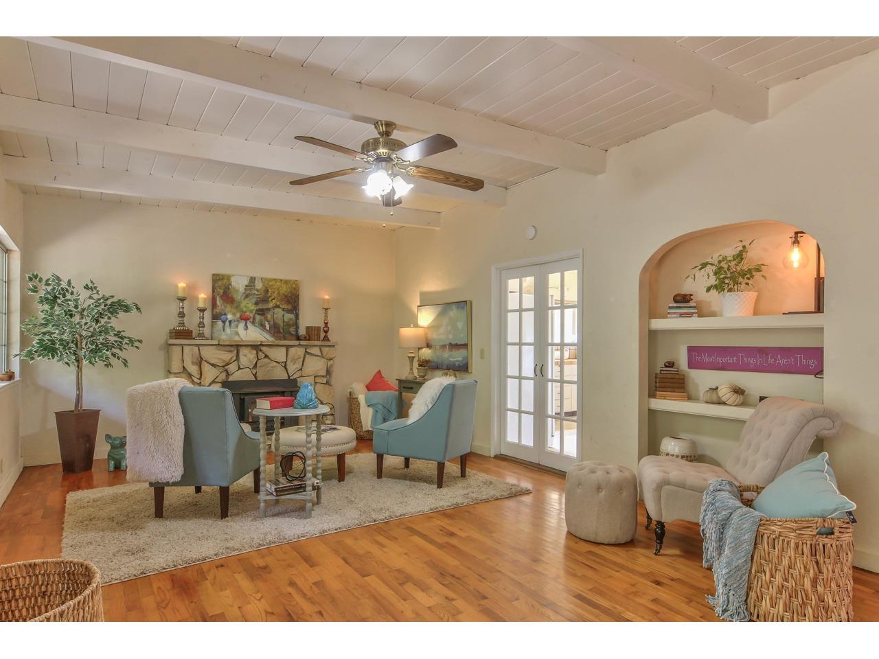 371 Paradise Road Salinas, CA 93907 - Photo 4 of 32 Gallery Image 4