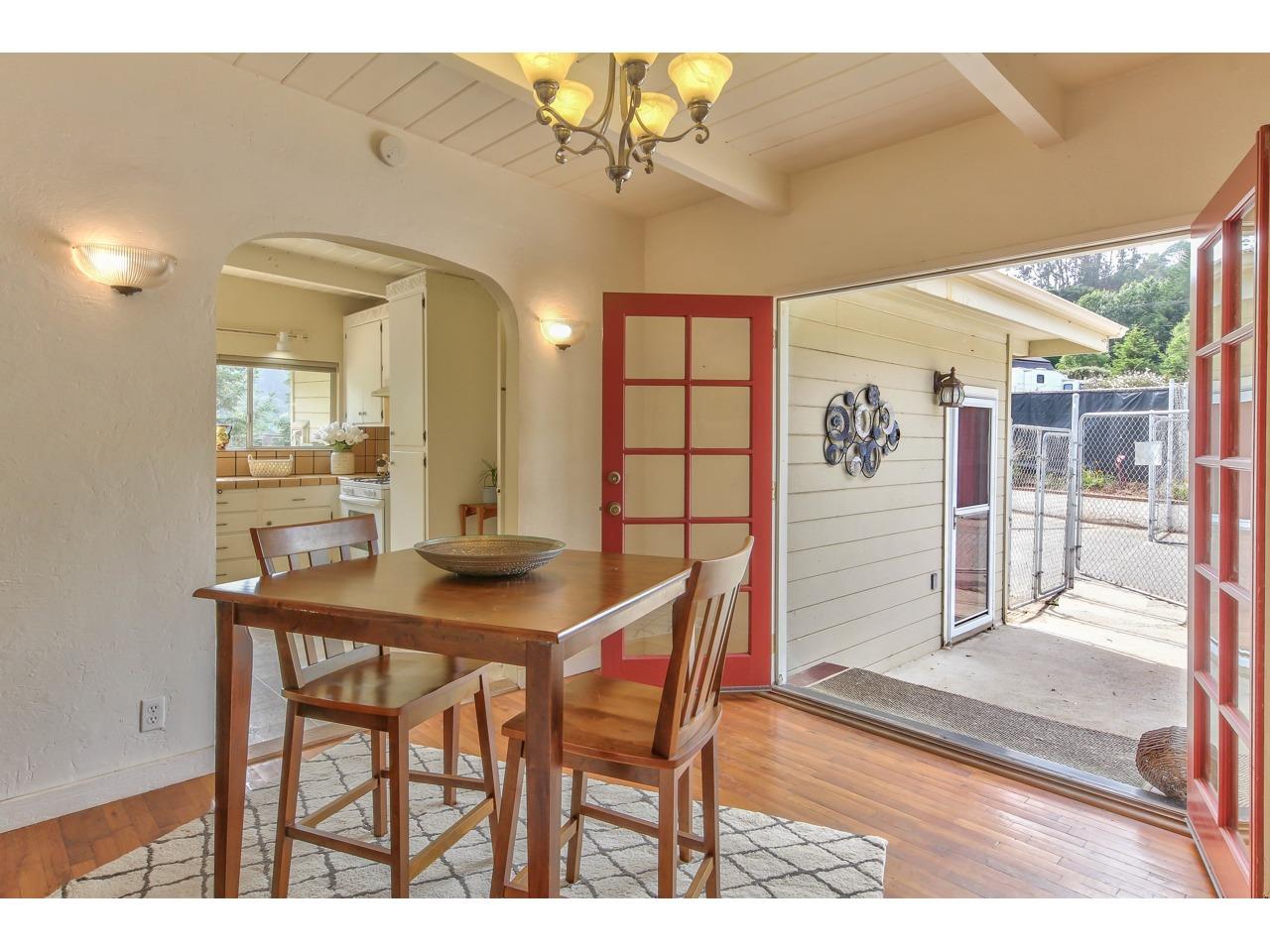 371 Paradise Road Salinas, CA 93907 - Photo 7 of 32 Gallery Image 7