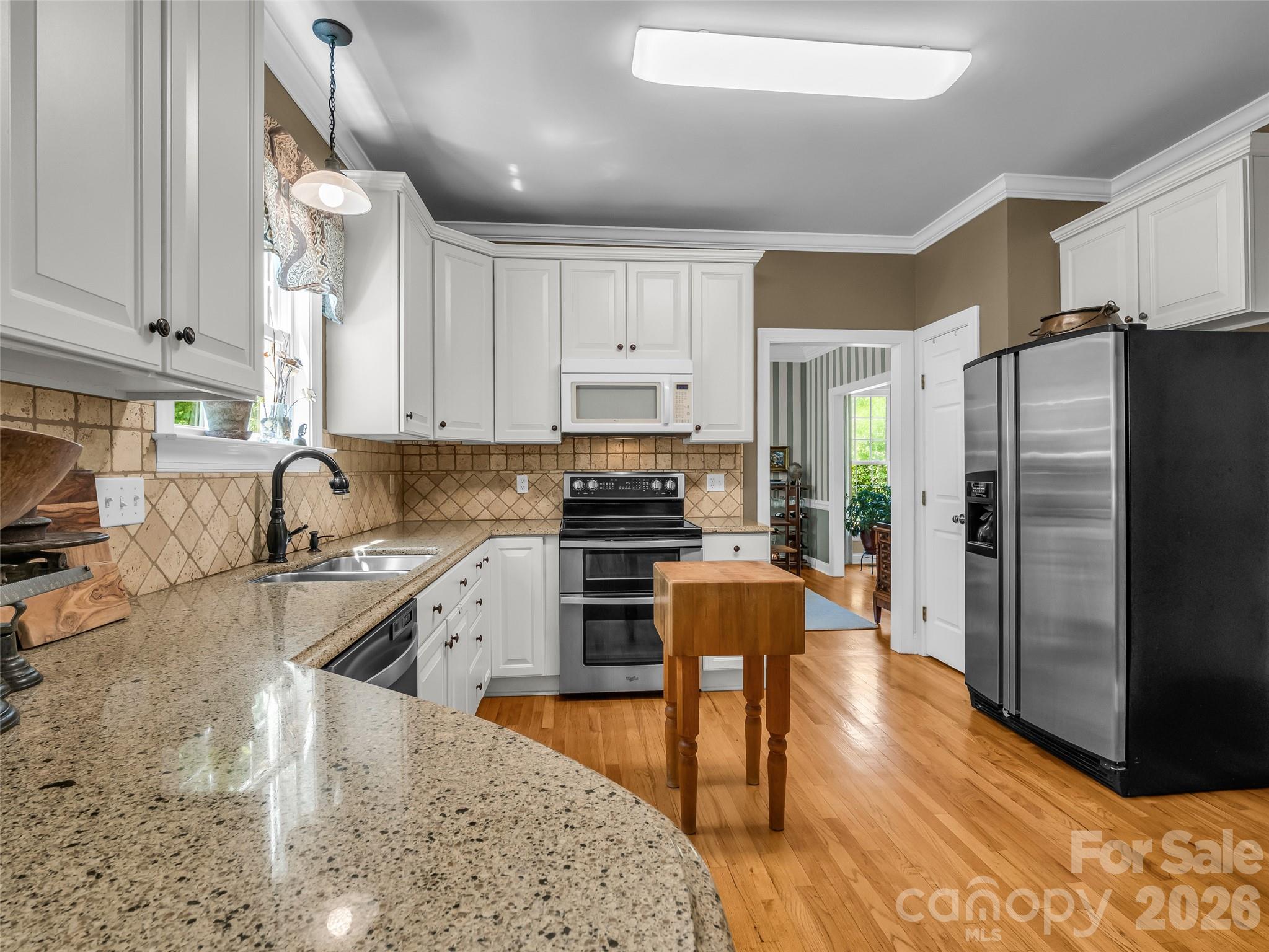 1042 Columbine Road Asheville, NC 28704 - Photo 13 of 48
