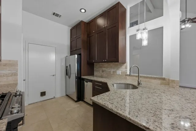 $2,400 | 9312 Roxanna Drive, Austin, TX 78748