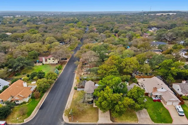 $2,400 | 9312 Roxanna Drive, Austin, TX 78748