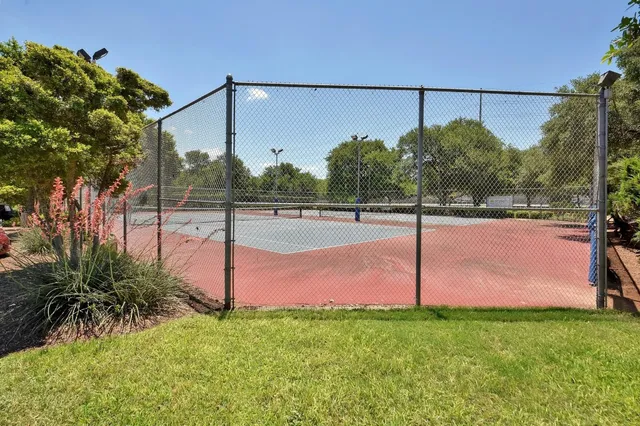 $2,400 | 9312 Roxanna Drive, Austin, TX 78748