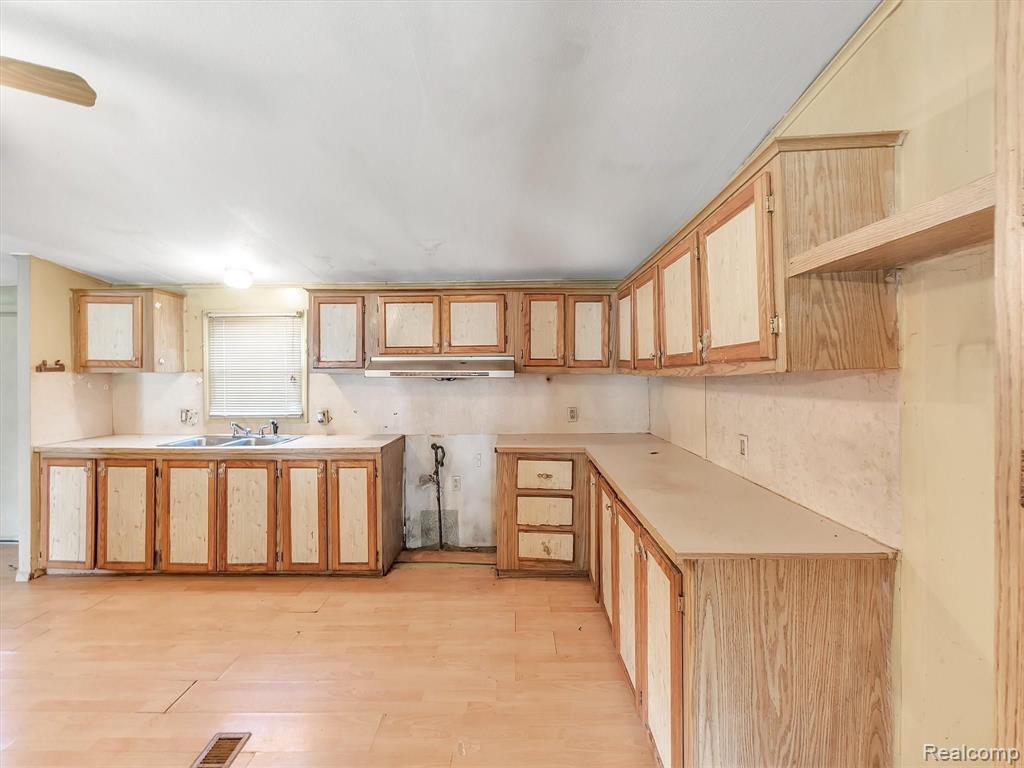 44011 Arkona Road New Boston, MI 48164 - Photo 16 of 43
