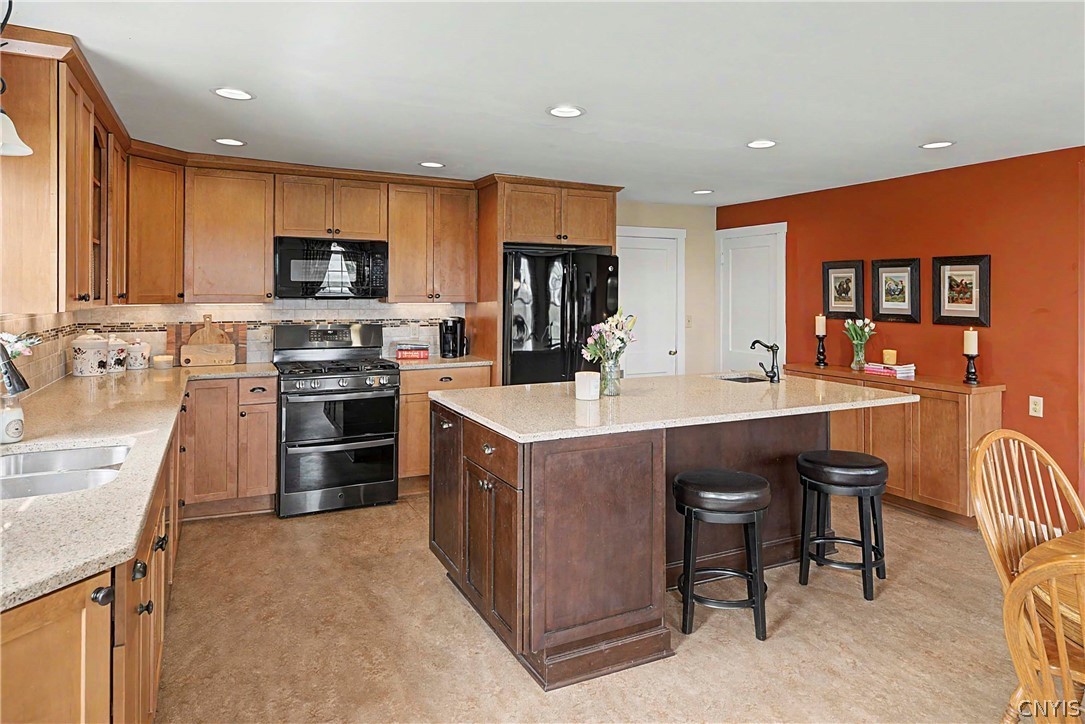 3251 Rose Hill Road Marcellus, NY 13152 - Photo 5 of 42
