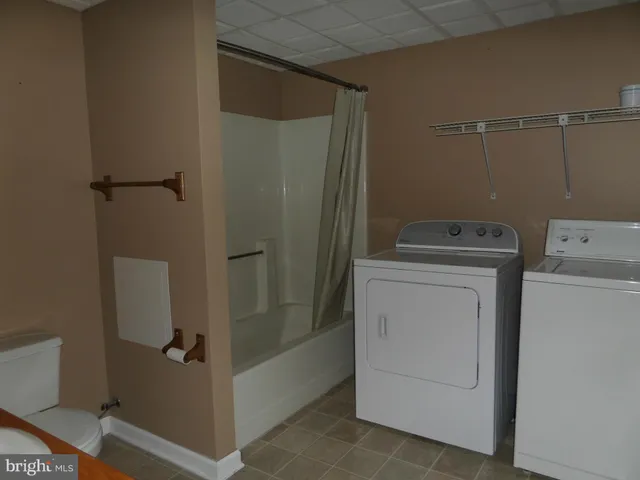 $1,700 | 279 Saint Andrews Drive, Martinsburg, WV 25403