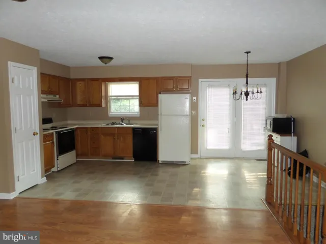 $1,700 | 279 Saint Andrews Drive, Martinsburg, WV 25403