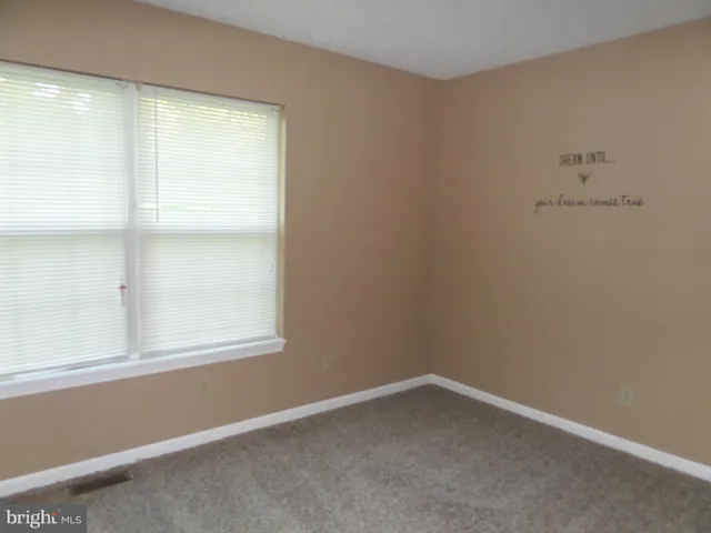 $1,700 | 279 Saint Andrews Drive, Martinsburg, WV 25403