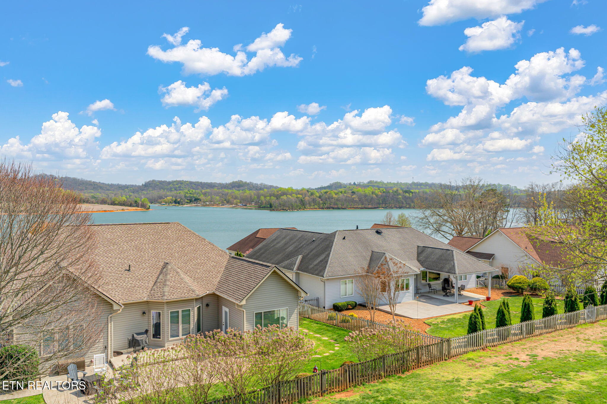318 Cheestana Way Loudon, TN 37774 - Photo 15 of 59 20-web-or-mls-318 Cheestana Way-35