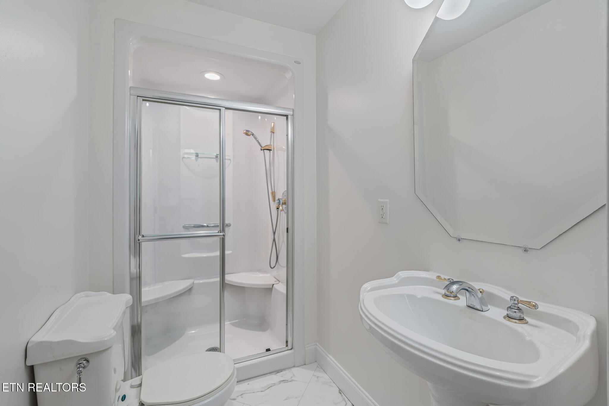 318 Cheestana Way Loudon, TN 37774 - Photo 41 of 59 45-web-or-mls-318 Cheestana Way-43