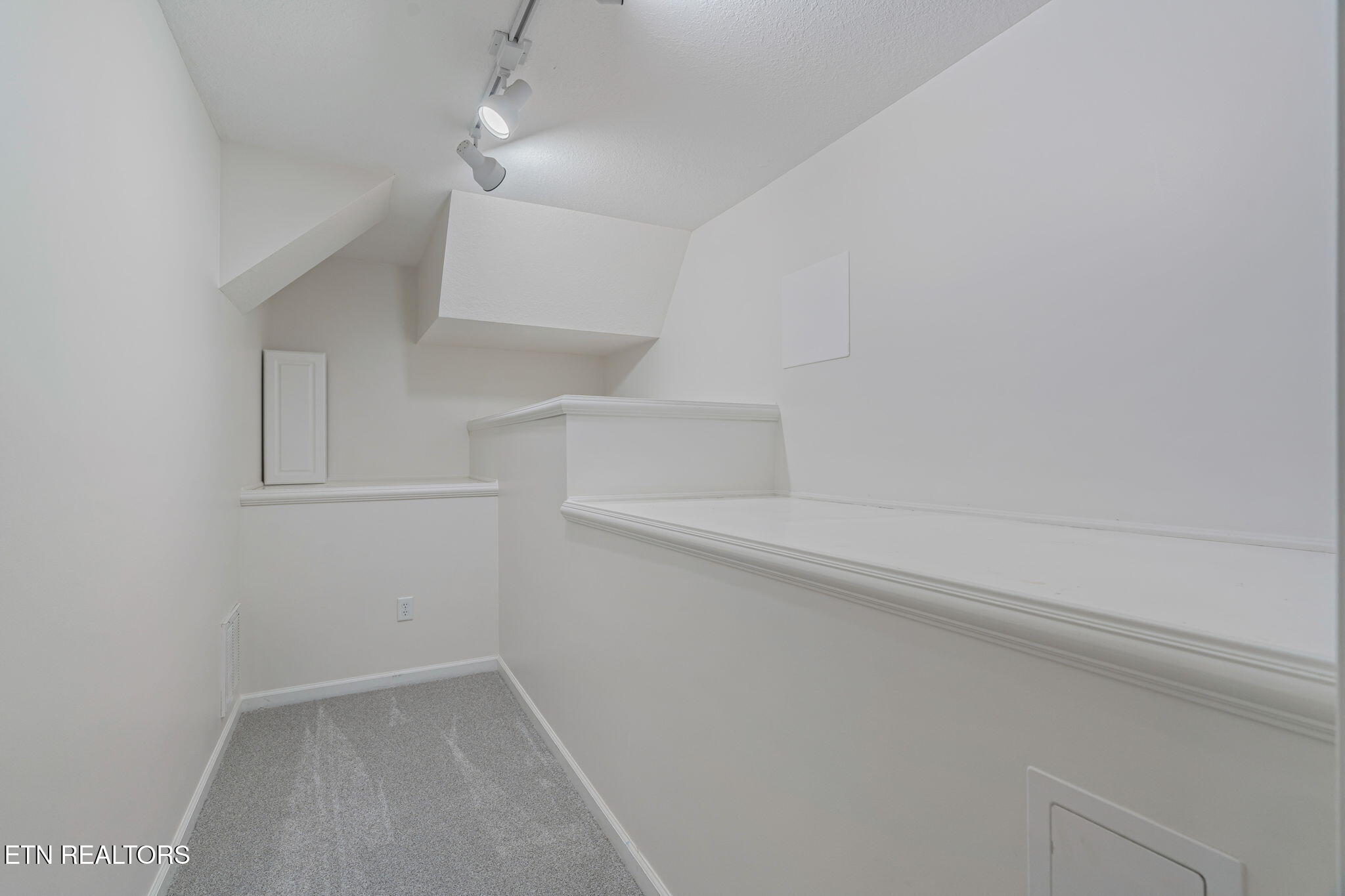 318 Cheestana Way Loudon, TN 37774 - Photo 43 of 59 47-web-or-mls-318 Cheestana Way-45