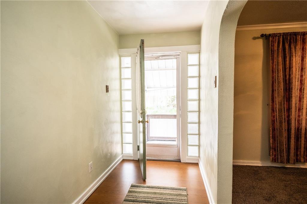 222 Ann Street McKees Rocks, PA 15136 - Photo 13 of 24 Entry/Foyer