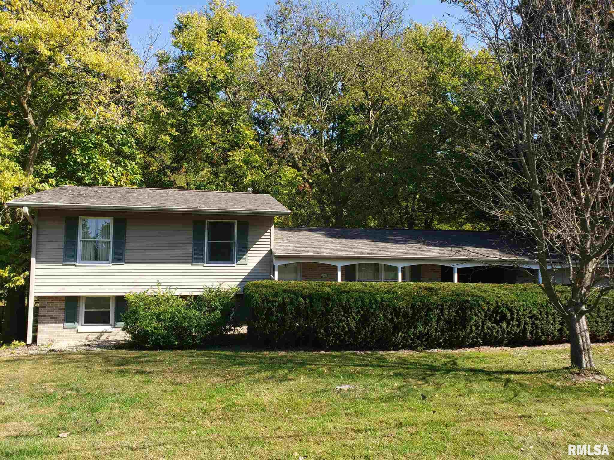 70 Carole Road Springfield, IL 62711 - Photo 1 of 5