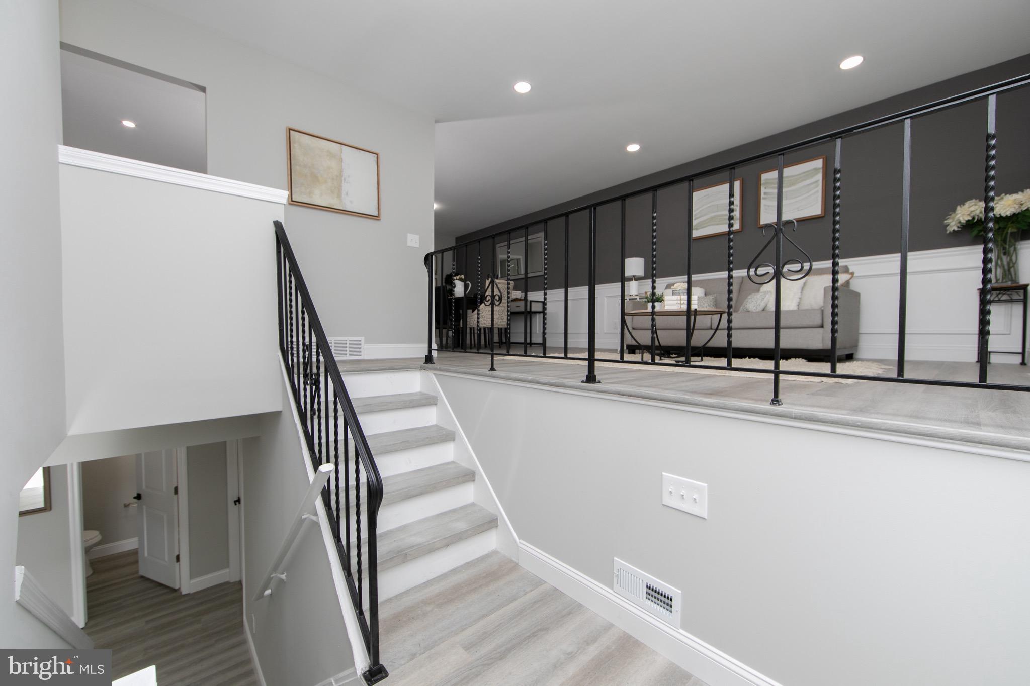 14 Edgehill Road Gibbsboro, NJ 08026 - Photo 4 of 44