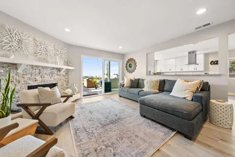 $1,395,000 | 6827 El Fuerte Street, Carlsbad, CA 92009