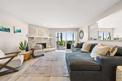 $1,395,000 | 6827 El Fuerte Street, Carlsbad, CA 92009