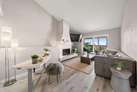 $1,395,000 | 6827 El Fuerte Street, Carlsbad, CA 92009