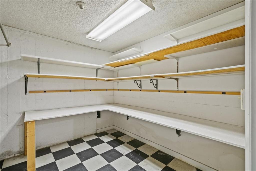 10248 CedarBrooke Lane Kansas City, MO 64131 - Photo 20 of 23