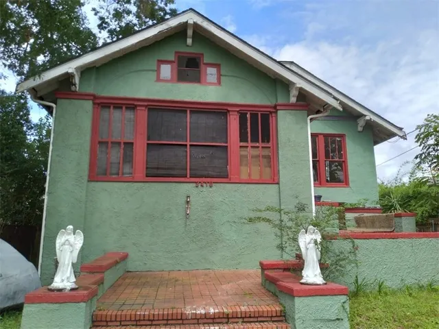 $1,045 | 3410 Napoleon Avenue, Unit B, New Orleans, LA 70125