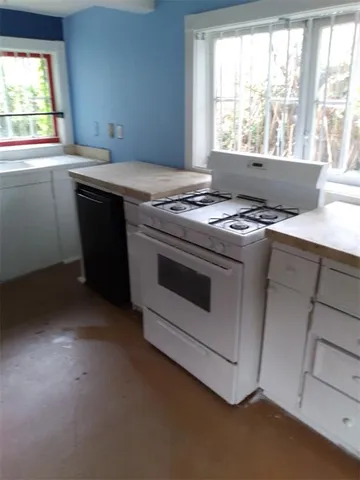 $1,045 | 3410 Napoleon Avenue, Unit B, New Orleans, LA 70125