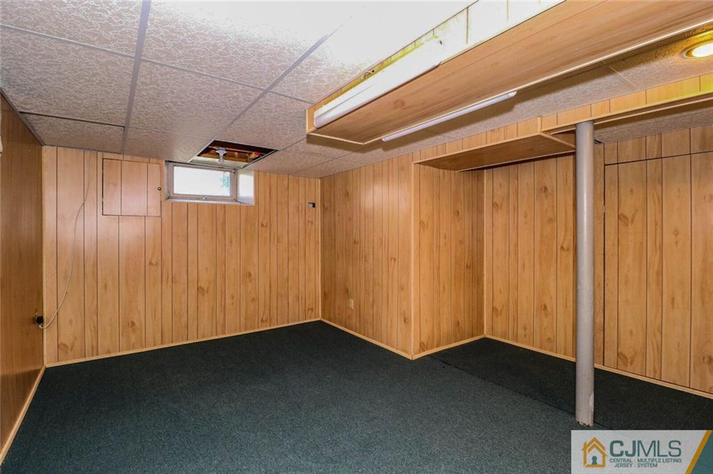 24 Ridge Road Edison, NJ 08817 - Photo 22 of 25 a view of an empty room