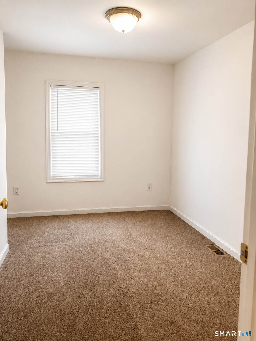 18 North 3rd Street Meriden, CT 06451 - Photo 20 of 32
