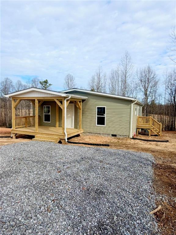 253 Ridge Top Road North Wilkesboro, NC 28659 - Photo 2 of 32