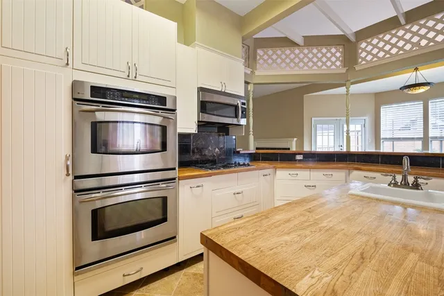 $449,000 | 12505 Hunters Chase Drive, Austin, TX 78729