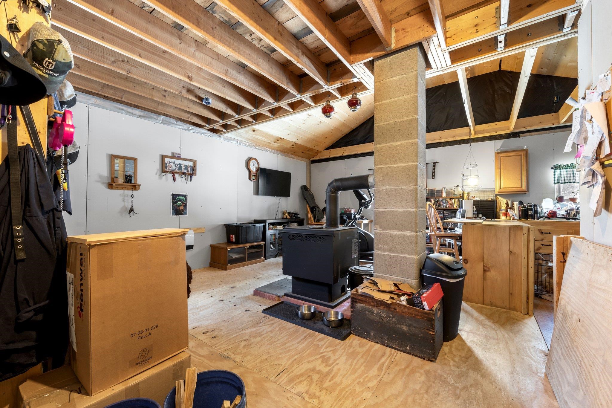 110 Dean Road Danbury, NH 03230 - Photo 4 of 34 Gallery Image 4
