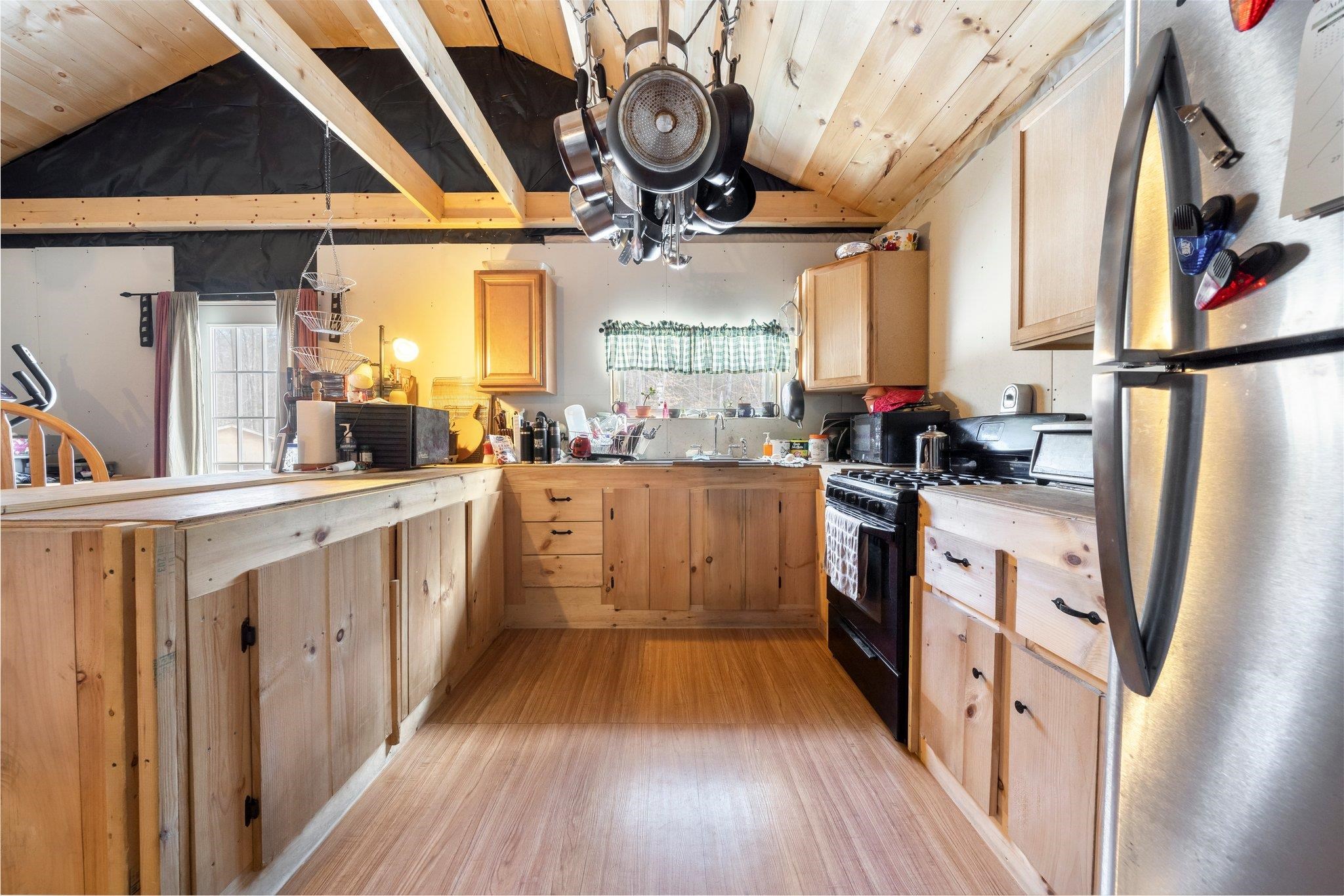 110 Dean Road Danbury, NH 03230 - Photo 5 of 34 Gallery Image 5
