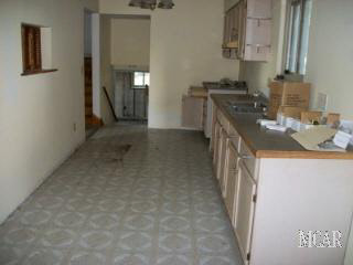 7268 Crabb Road Temperance, MI 48182 - Photo 3 of 6 951999-2.JPG