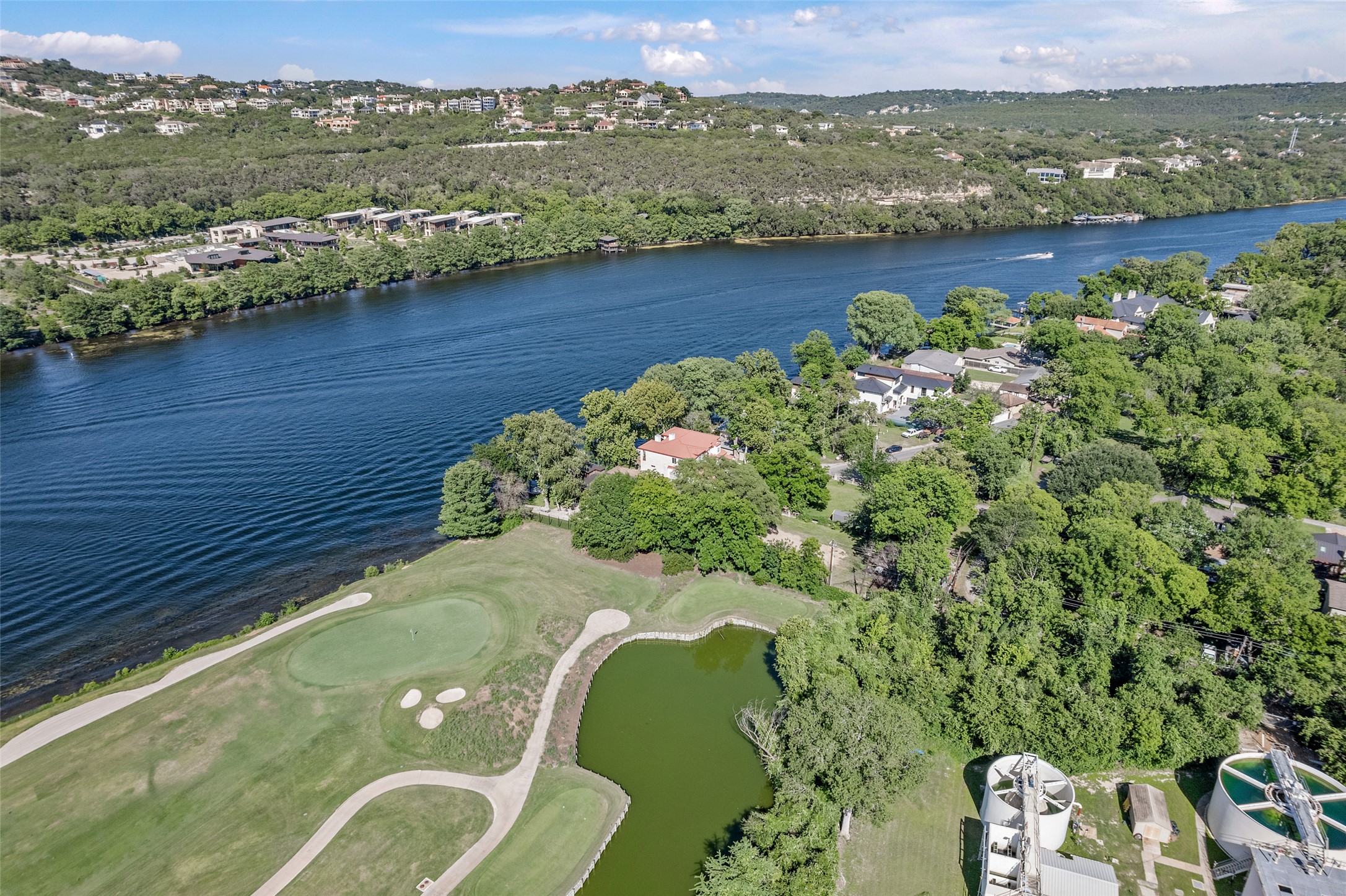 1758 Channel Road Austin, TX 78746 - Photo 8 of 39