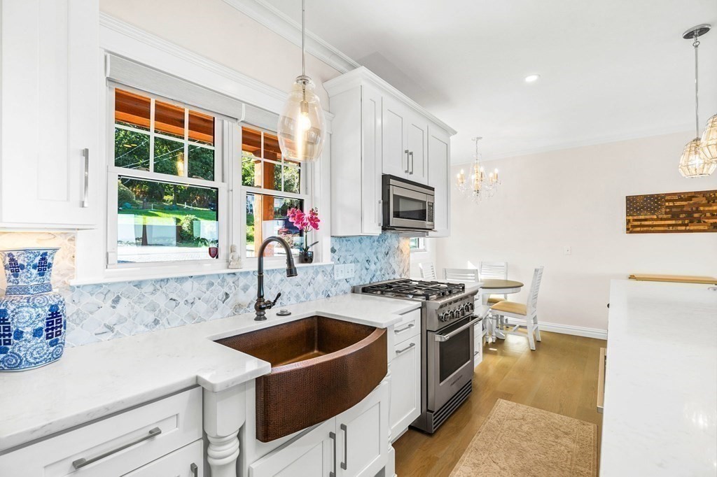 91 Regatta Road Weymouth, MA 02191 - Photo 8 of 42 Gallery Image 8