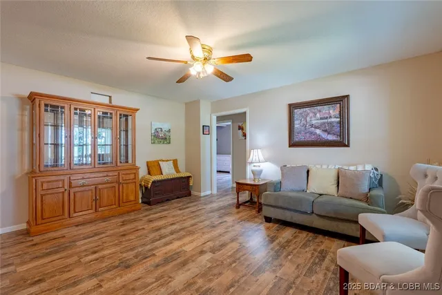 $275,000 | 2526 North Business Rte 5, Camdenton, MO 65020