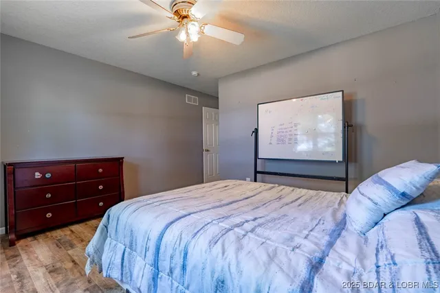 $275,000 | 2526 North Business Rte 5, Camdenton, MO 65020