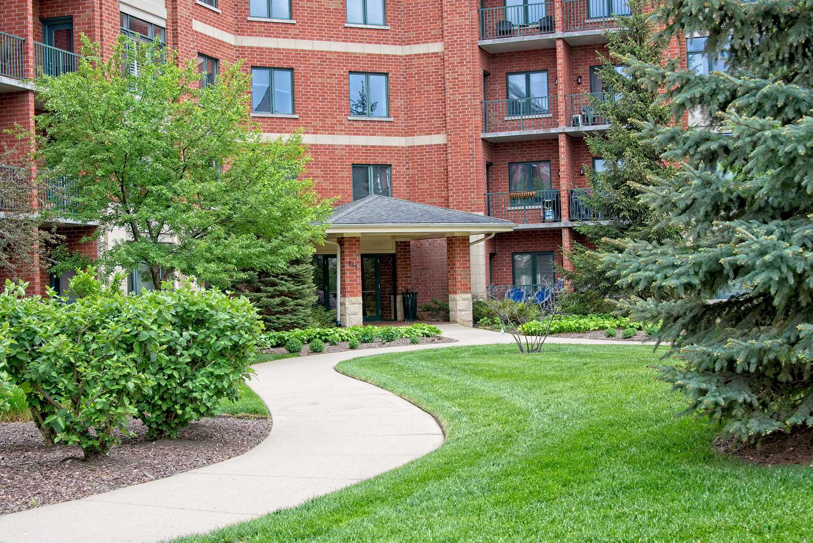 855 East 22nd Street, Unit 403 Lombard, IL 60148 - Photo 1 of 17